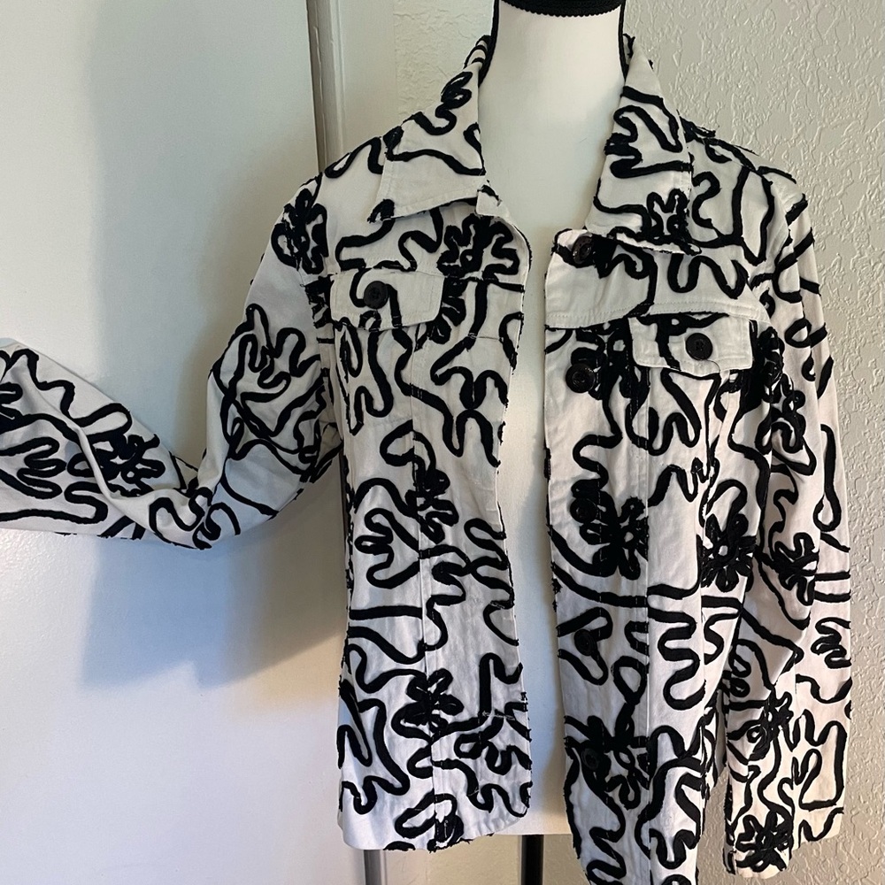 Black and white cotton embroidered jacket size large by Lifestyle